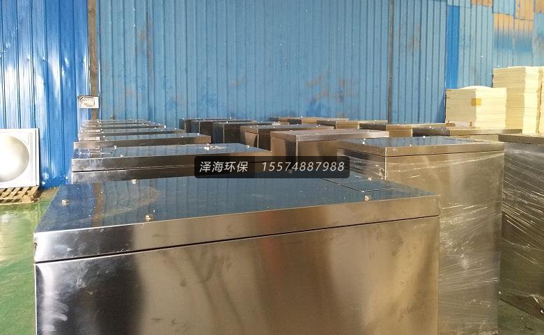 <a href=http://lining-shop.net.cn/ target=_blank class=infotextkey>不銹鋼保溫水箱</a>