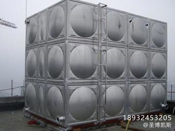 304不銹鋼組裝水箱<a href=http://lining-shop.net.cn/tlist/45.html target=_blank class=infotextkey><a href=http://http://lining-shop.net.cn/tlist/45.html target=_blank class=infotextkey>樓頂水箱</a></a>.jpg