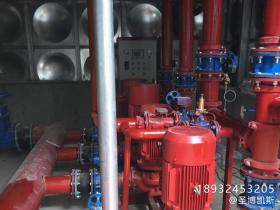 無底板地埋式一體化消防泵站頂部停車場設計