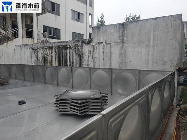 影響不銹鋼水箱價(jià)格的因素有哪些？
